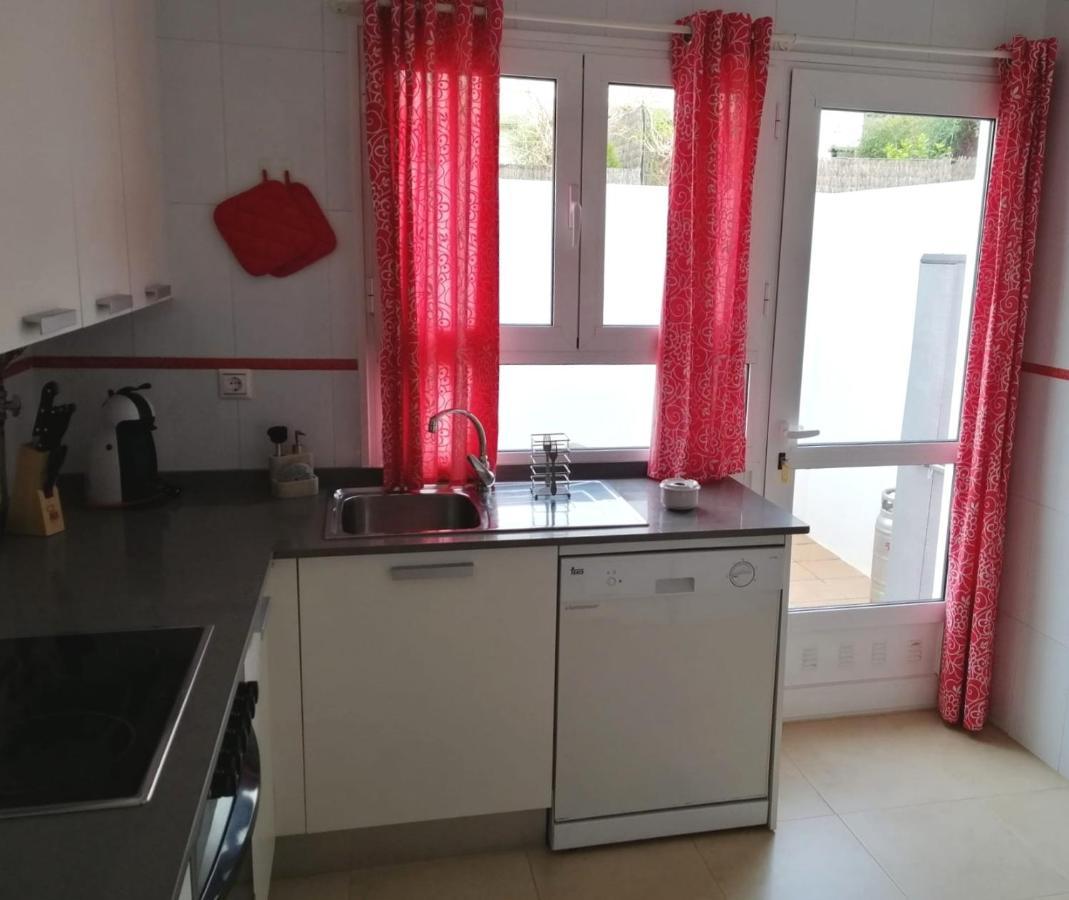 Casa Lua Apartment โกนิล เด ลาฟรอนเตรา ภายนอก รูปภาพ